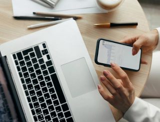 آیا با گوشی میتوان ترید کرد